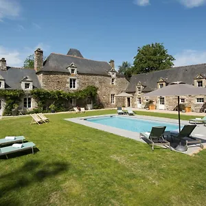 Bed & Breakfast Manoir Du Vau D Arz Et D Hotes Avec Piscine, Malansac